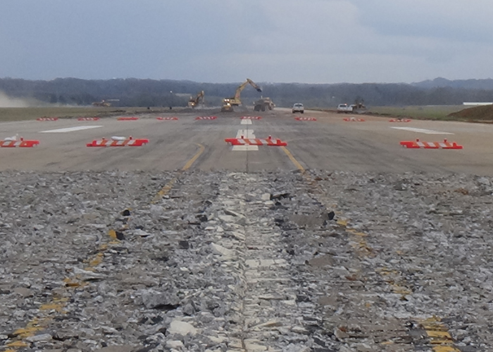 Photo of the McGhee Tyson Airport Runway Modernization.