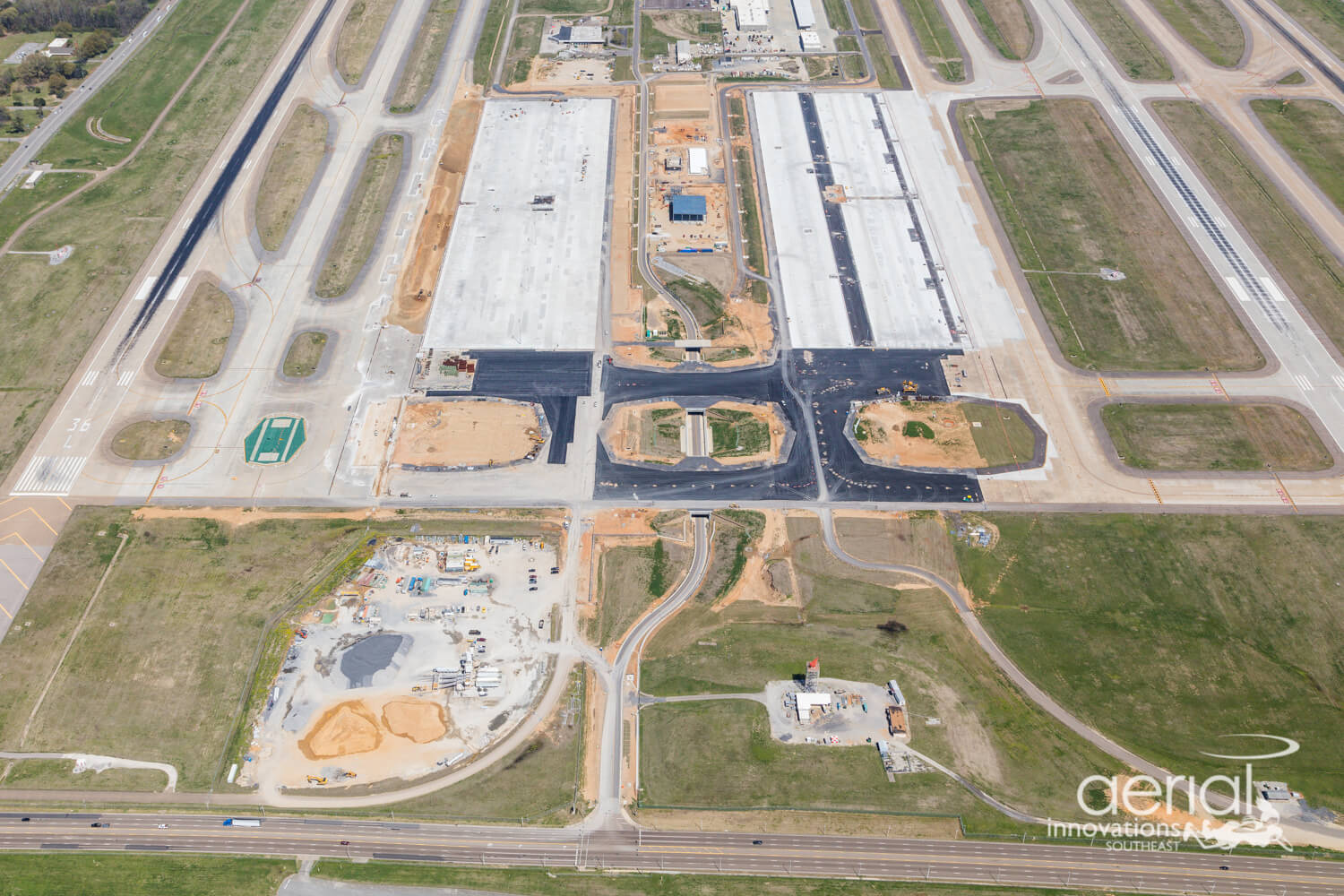 Photo of the McGhee Tyson Airport Runway construction project.
